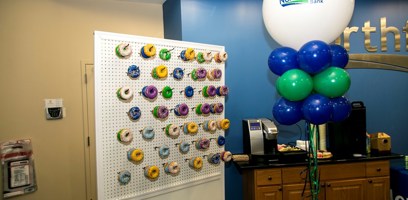 On Saturday, June 23rd Northfield Bank celebrated the opening of our 39th branch location at 150 Greaves Lane in Staten Island. From a photo booth, to the donut wall, to a face painter and balloon artist, fun was had by all!